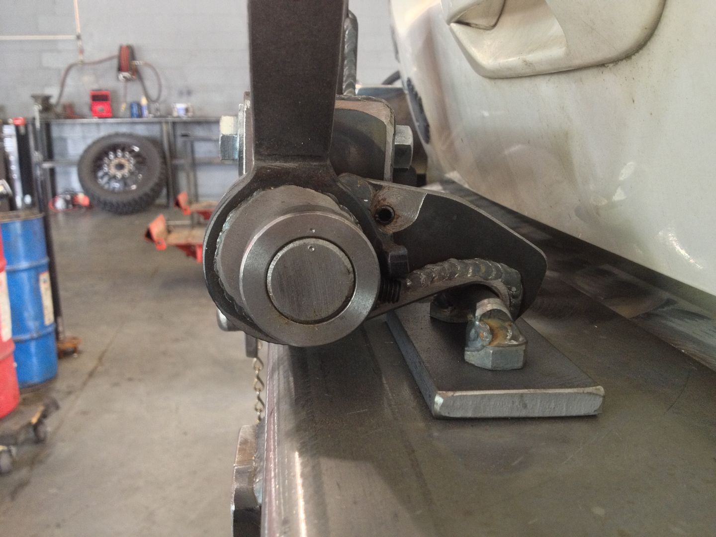 Tire Carrier Latch??? Pirate 4x4